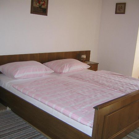 Haus Zwischenberger Apartment Doelsach Bagian luar foto